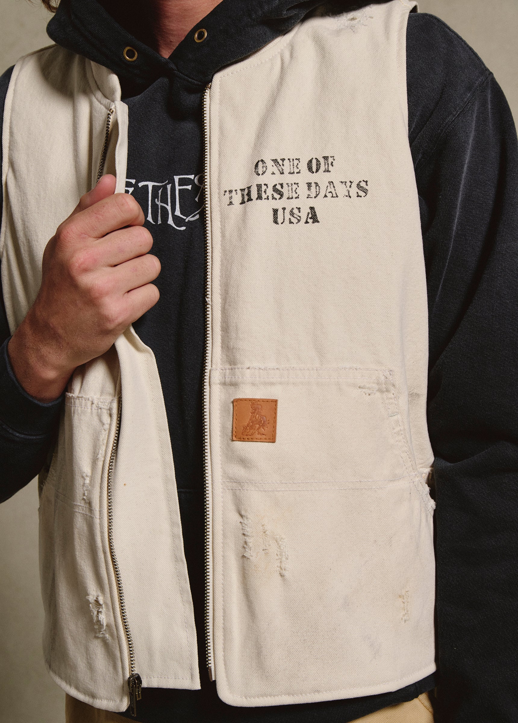 Altamont Vest | Natural - Image 11