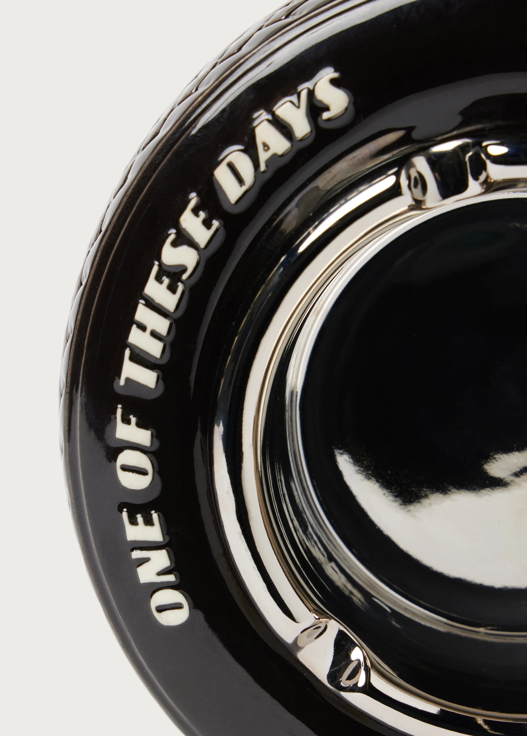 Interstate Ashtray - Image 5