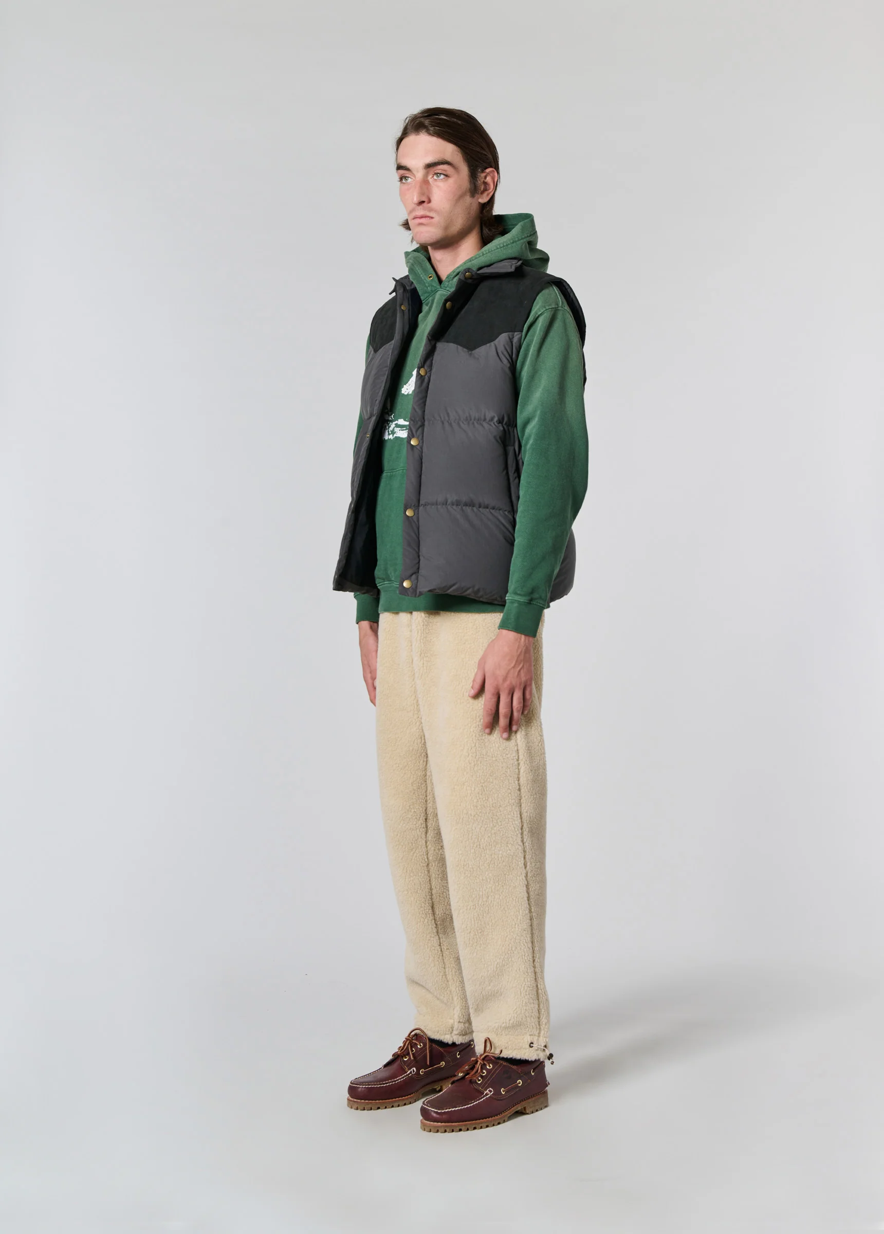 Suede Puffer Vest | Black - Image 4